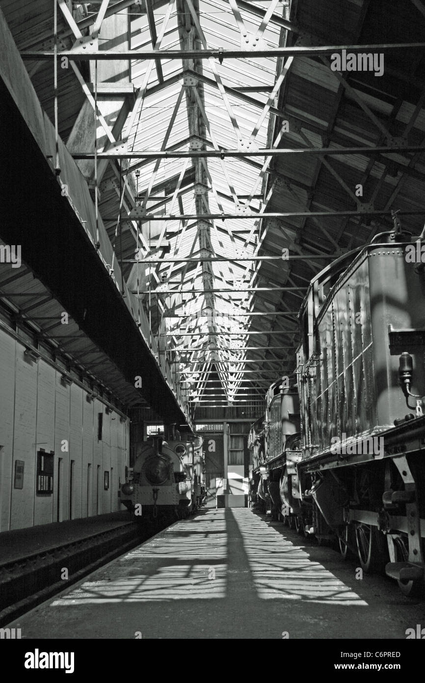 Die Bahnsteighalle im Didcot Railway Centre, Didcot Stockfoto