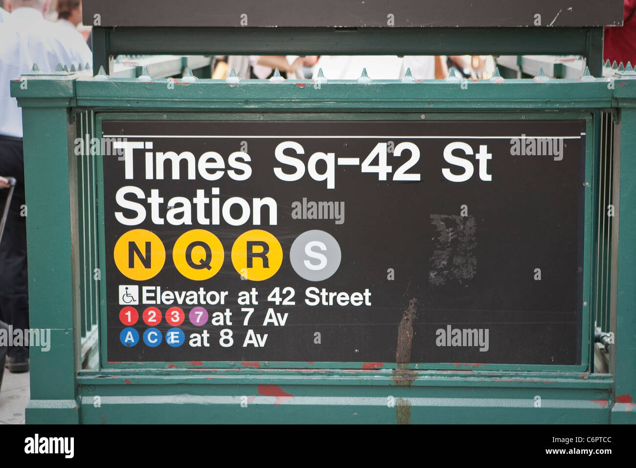 New York Subway Times Sq 42 St Station ist im New Yorker Stadtteil Manhattan, NY, Dienstag, 2. August 2011 abgebildet. Stockfoto