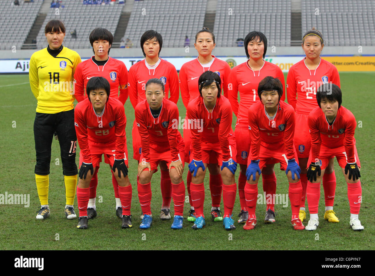 Südkorea Frauen Gruppe Mannschaftsaufstellung am Frauen Fußball-Meisterschaft 2010 Endrunde zwischen Japan Südkorea 2: 1. Stockfoto