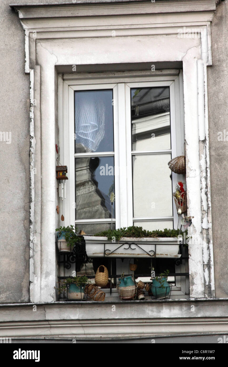 Montmartre-Zeit-Fenster Stockfoto