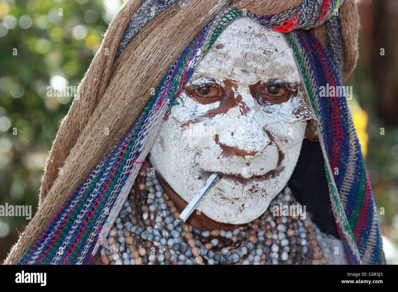 Chimbu Trauer Frau aus dem Hochland von Papua-Neu-Guinea Stockfoto