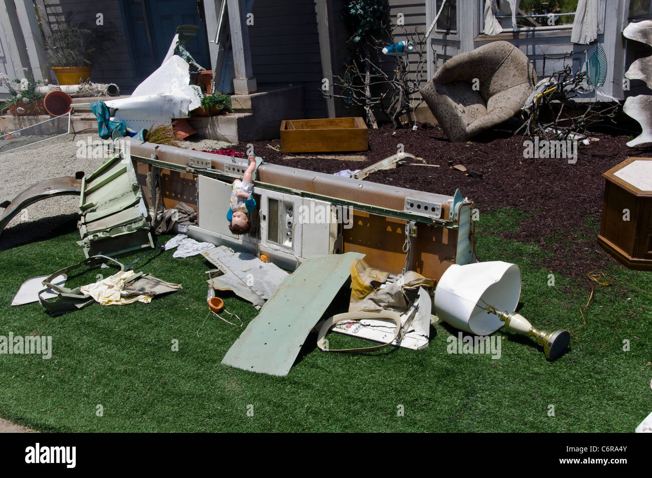 Flugzeug-Crash-Szene in den Universal Studios in Los Angeles Stockfoto