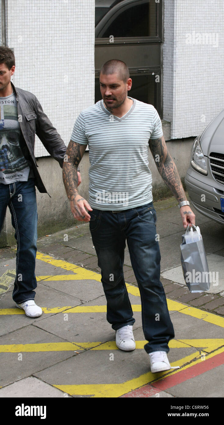 Shane Lynch prominente außerhalb der ITV-Fernsehstudios. London, England - 18.05.10 Stockfoto