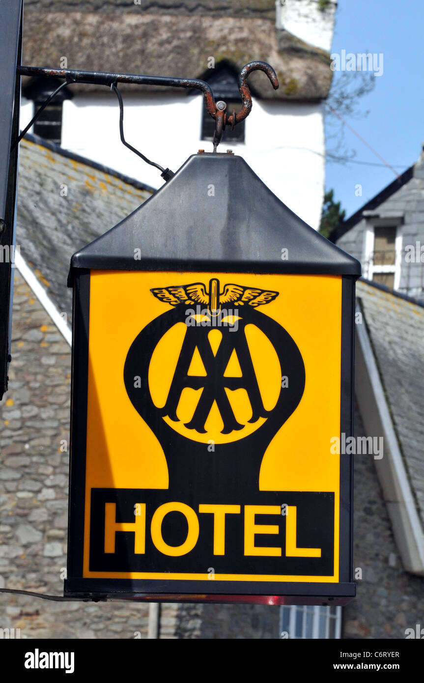 Alten Stil AA Hotel Schild, England, UK Stockfoto