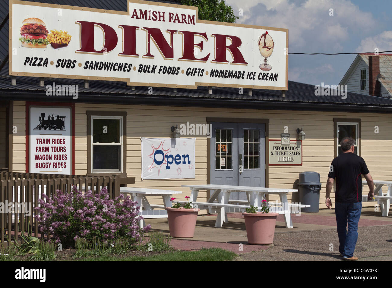 VEW of Amish Country in Ohio OH USA US-amerikanische Amish Community US Living Lifestyle Daily Life horizontal Hi-res Stockfoto