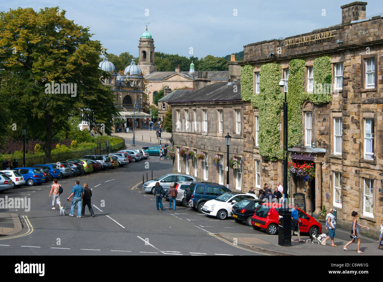 Das Old Hall Hotel und das Opera House, Buxton Stockfoto