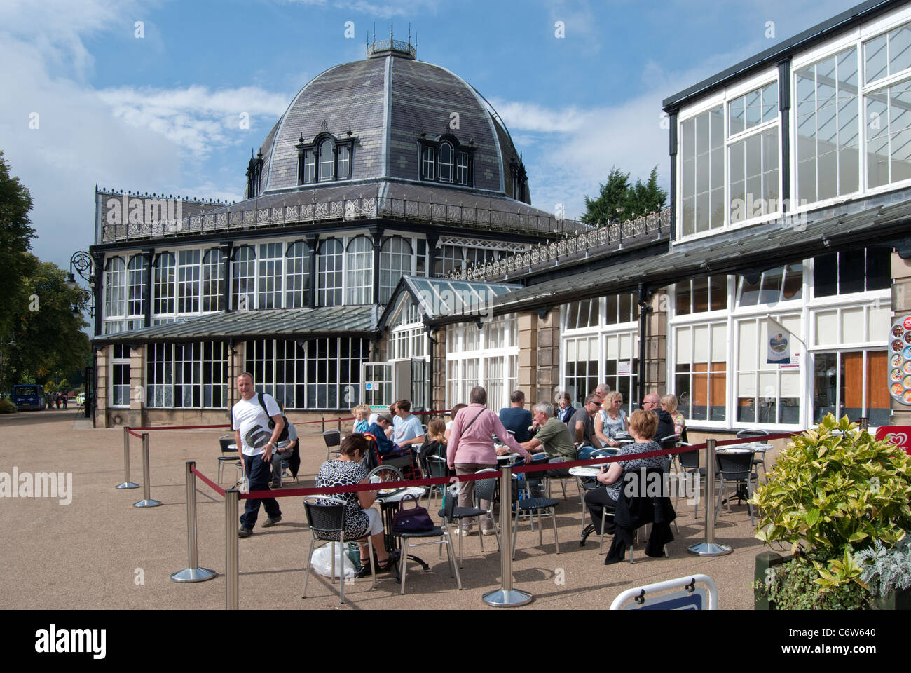 Die Octagon und Tee Zimmer, Pavilion Gardens, Buxton Stockfoto