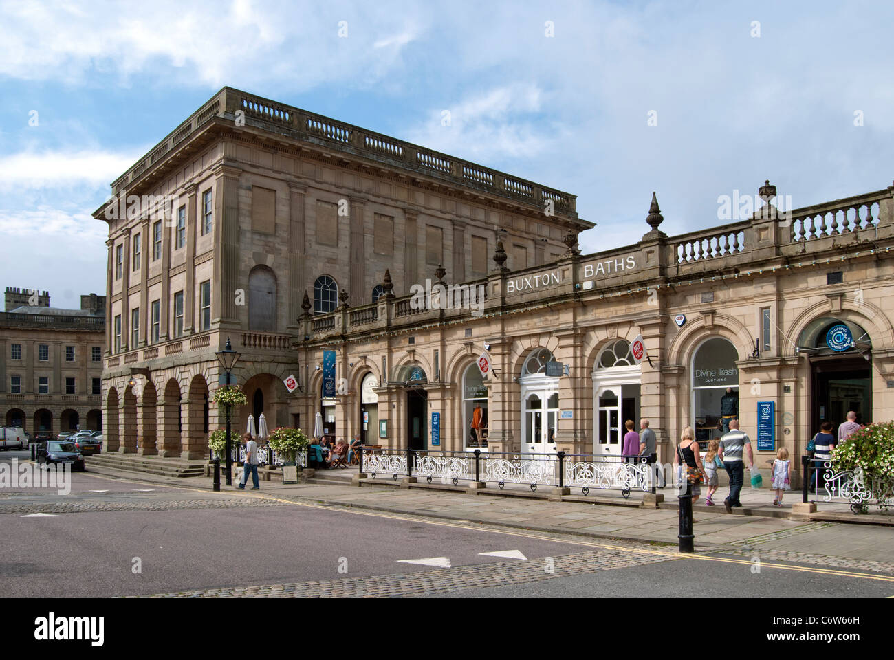 Buxton Bäder, der Halbmond, Buxton Stockfoto