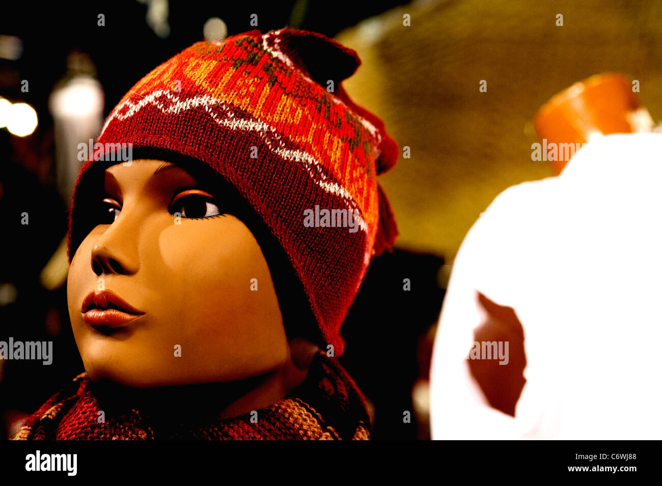 Gesicht ein Mannequin auf einem Markt in Mailand, Italien Stockfoto