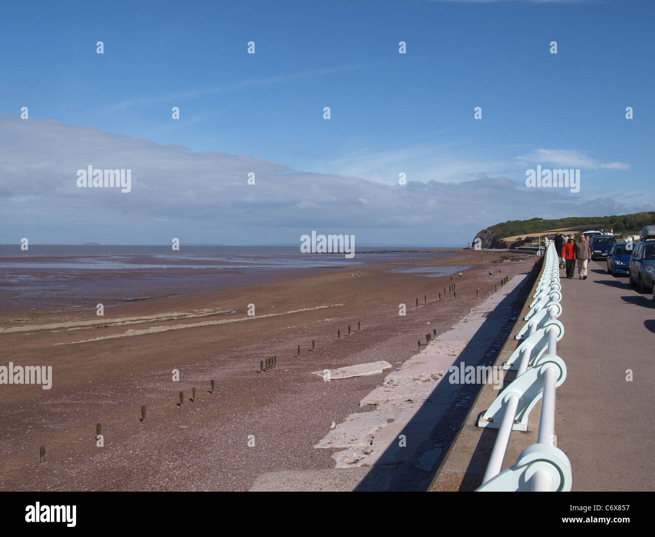 Blauer Anker direkt am Meer. Somerset. UK Stockfoto