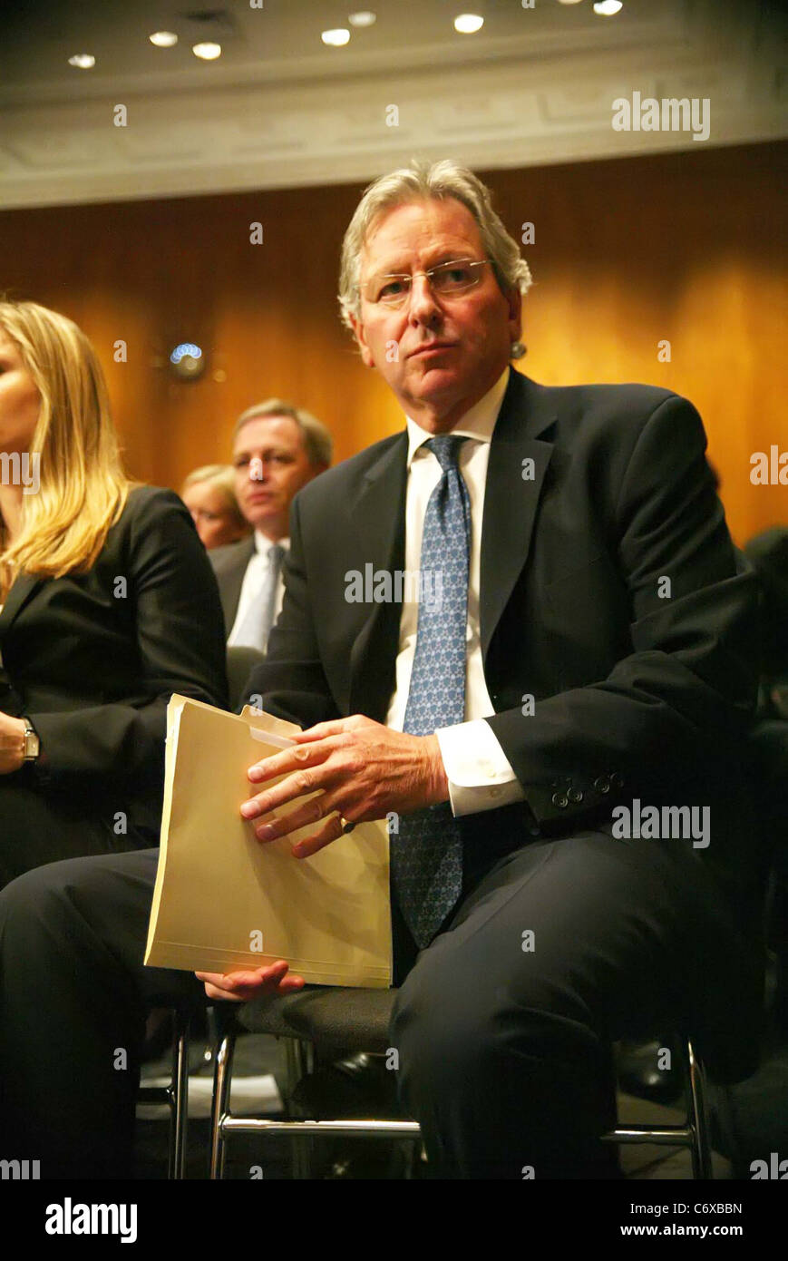 Rechtsanwälte für Golman Sachs während einer Senat Heimatschutz und staatliche Angelegenheiten Untersuchungen Unterausschuss Anhörung auf Stockfoto