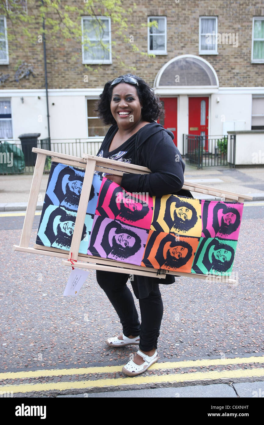 Alison Hammond außerhalb der ITV Studios London, England - 17.05.10 Stockfoto