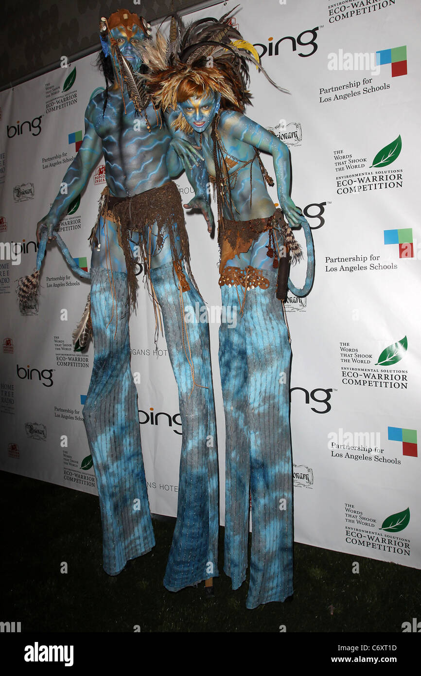 Avatar Neytiri Und Na Vi Feiern Avatar Cast 40 Jahrestag Des Earth Day Statt Auf Das Jw Marriott La Leben Los Stockfotografie Alamy