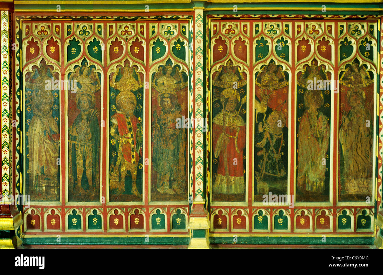 Litcham, Norfolk. Lettner männlichen weiblichen Heiligen Heiligen englischen Bildschirme Kirche Kirchen England UK mittelalterlicher Malerei Malerei Stockfoto