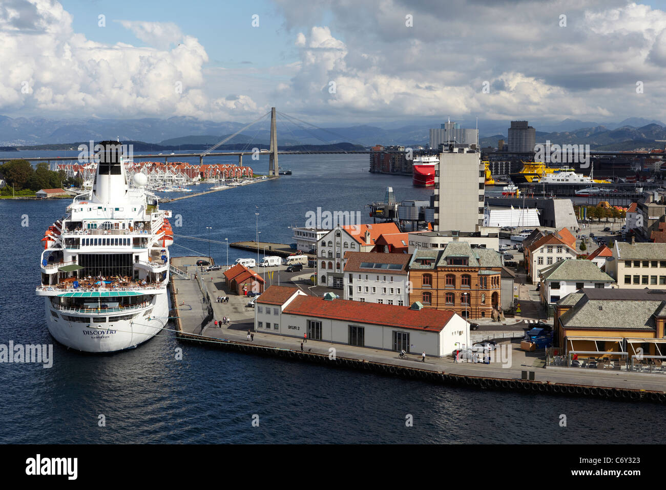 Das Kreuzfahrtschiff Entdeckung, festgemacht an der Hafen von Stavanger, Norwegen. Stockfoto