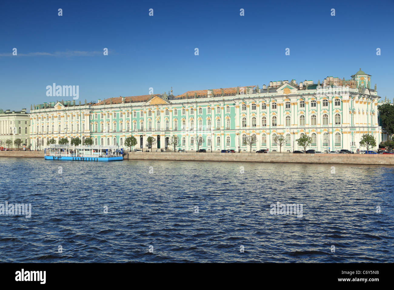 Fluss In St. Petersburg 4 Buchst Neva fluss st petersburg -Fotos und -Bildmaterial in hoher Auflösung