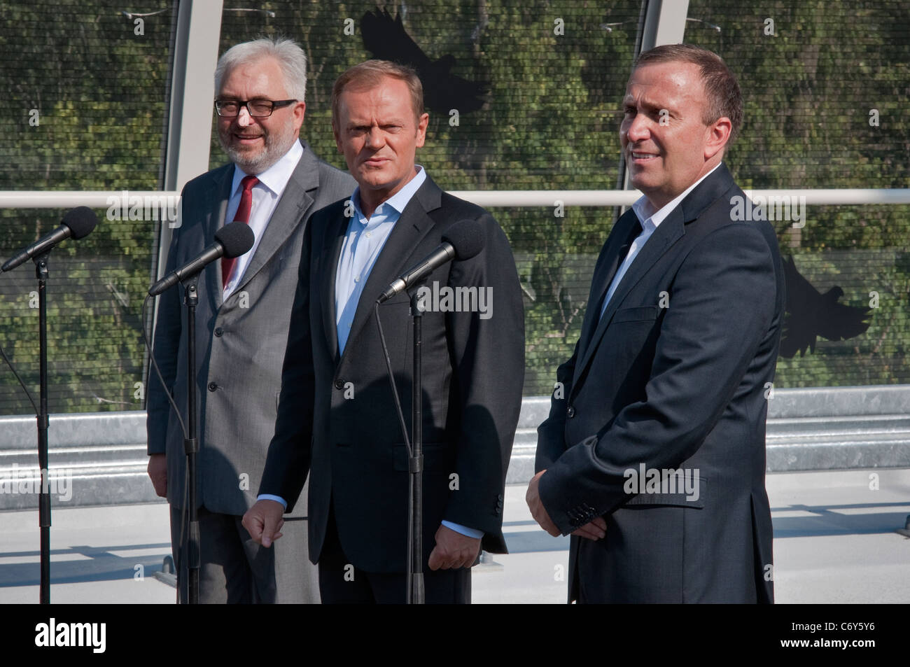 Ministerpräsident von Polen Donald Tusk bei der Eröffnung der neuen Redzinski-Brücke am 27. August 2011 in Wrocław, Polen Stockfoto