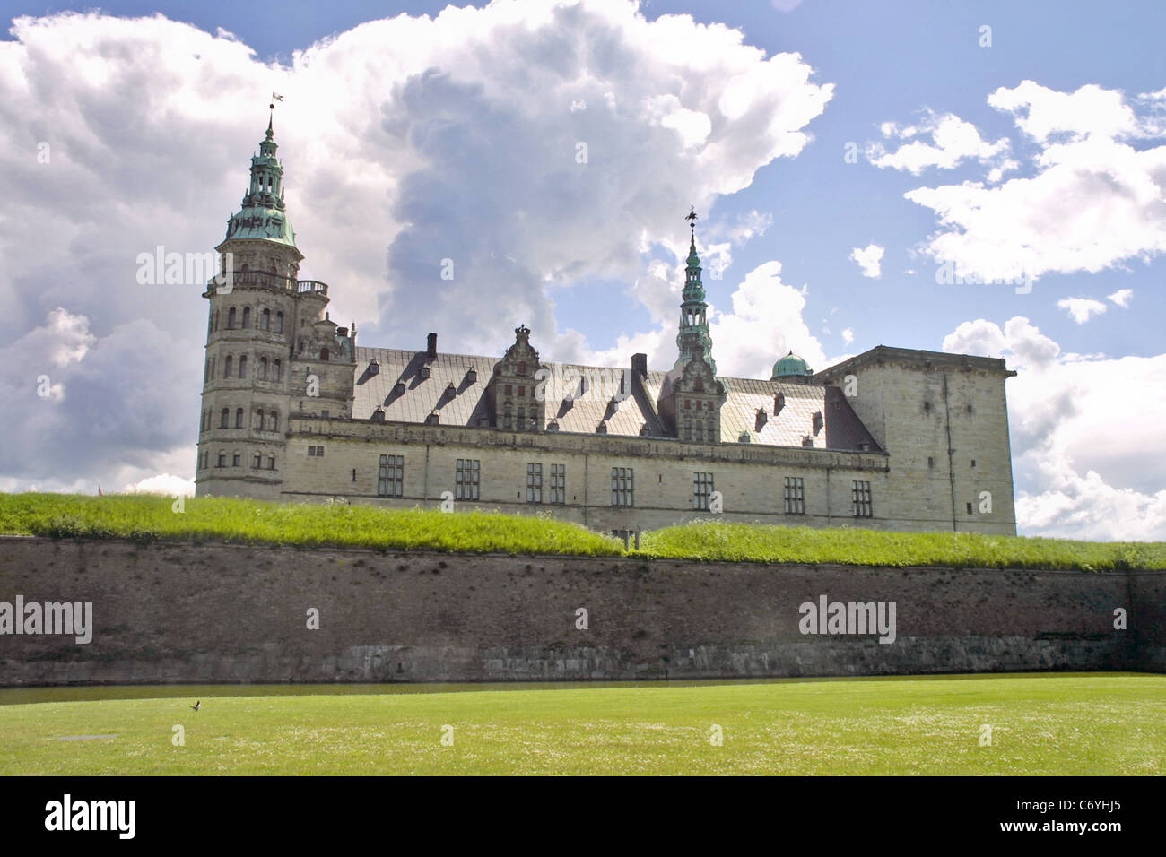 Schloss Kronborg - Weiler Schloss Helsingör oder "Elsinore". Dänische Burg von König Frederik II erbaut 1574-84. Stockfoto