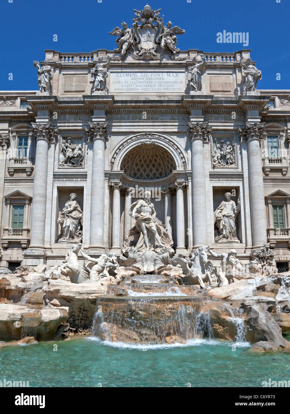 Trevi-Brunnen, der berühmteste Brunnen in Rom. Italien. Stockfoto