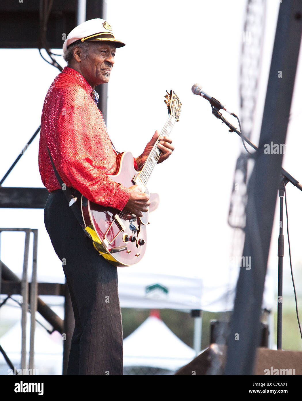 Chuck Berry (im Alter von 84) führt während des Las Vegas Rockabilly Wochenendes an der Orleans Hotel Las Vegas, Nevada - 03.04.10 Stockfoto