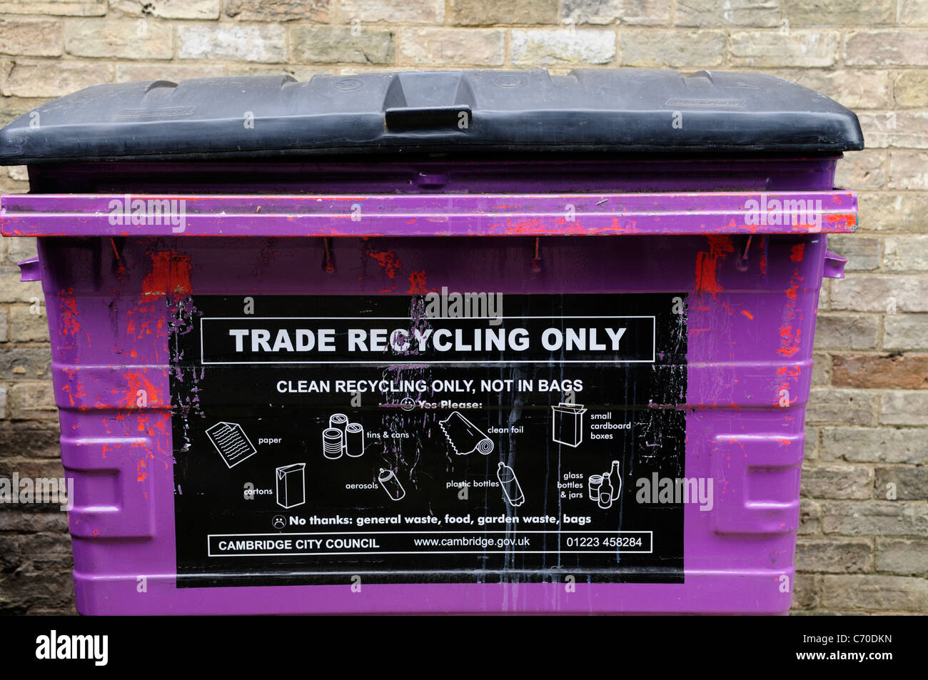 Handel Recycling nur Abfallbehälter, Cambridge, England, UK Stockfoto