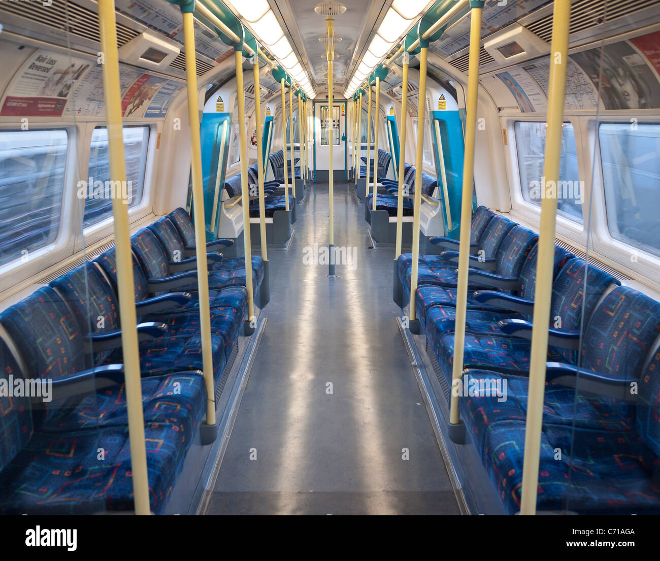 Leere Wagen der London Underground Stockfoto