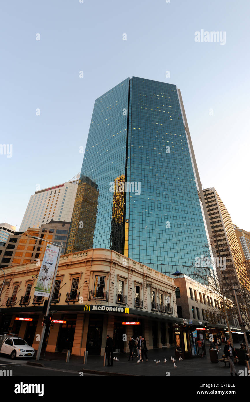 McDonalds, Ecke der Pitte Straße und Alfred Street, Circular Quay, Sydney, New South Wales, Australien Stockfoto