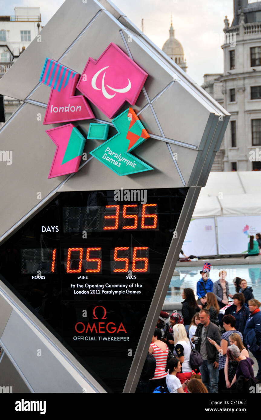 Olympische Uhr London Paralympischen Tag London Olympia Logo 2012 Stockfoto