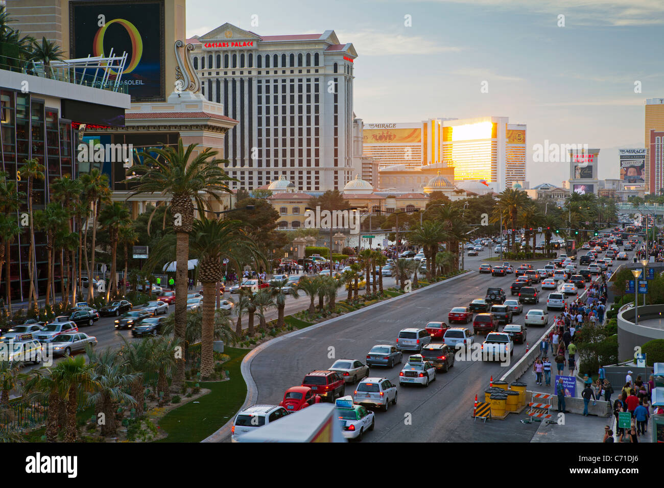 Vereinigte Staaten von Amerika, Nevada, Las Vegas, Hotels und Casinos am Strip entlang Stockfoto