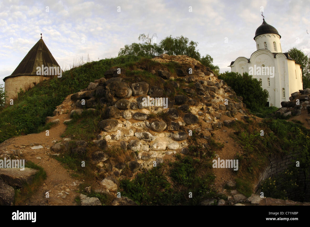 Russland. Alt Ladoga. St.-Georgs Kirche in der Ladoga-Festung. Stockfoto