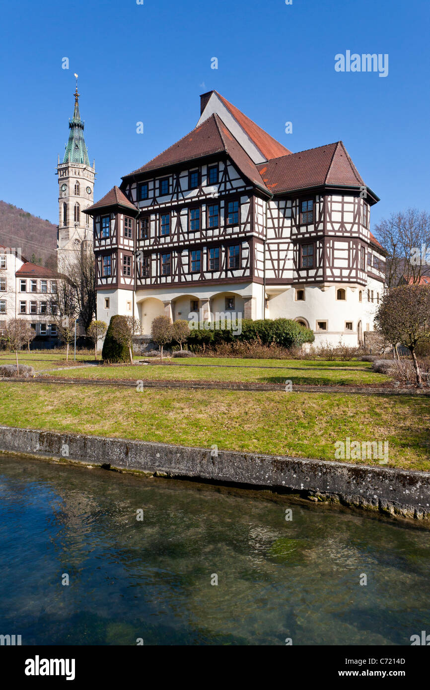 RESIDENZSCHLOSS GEBÄUDE, SCHLOSS IN BAD URACH, SCHWÄBISCHE ALB, BADEN-WÜRTTEMBERG, DEUTSCHLAND Stockfoto