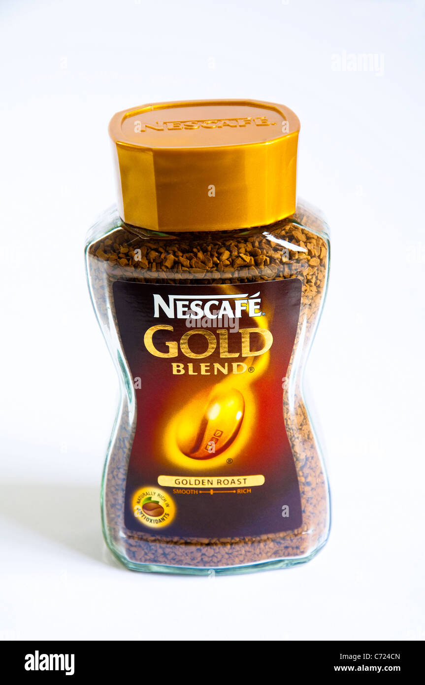 Nescafe Gold Blend instant Kaffee Glas auf weißem Hintergrund. Stockfoto