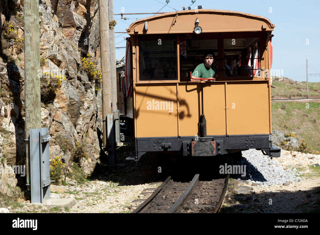 Der Touristenzug Zahnradbahn Rhune (Frankreich). Le Train Touristique À Crémaillère De La Rhune (Frankreich). Stockfoto