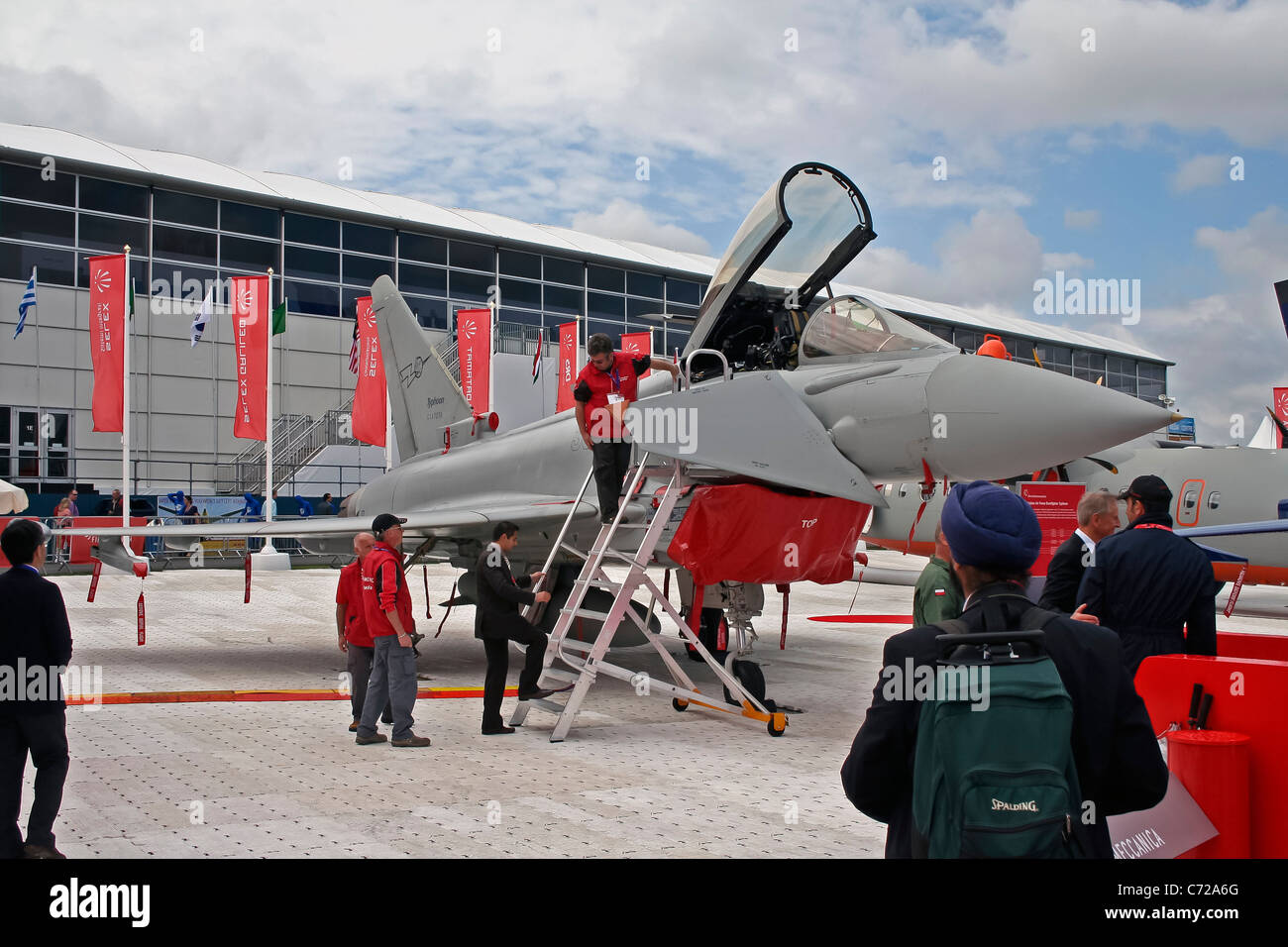 Anzeige von BAE Systems Eurofighter Typhoon auf der Farnborough International Airshow Stockfoto