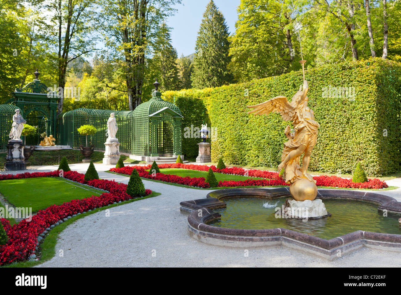 Linderhofer schlossgarten Fotos und Bildmaterial in hoher Auflösung