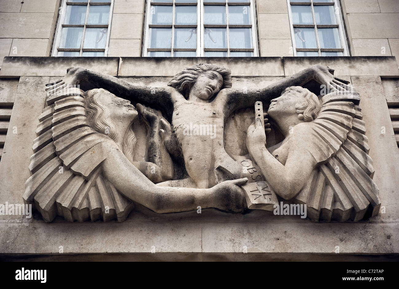 images Eric Gill Sculpture Bbc https www alamy de stockfoto eric gill reliefskulptur an der aussenseite des bbc broadcasting house in portland place london uk 38786350 html
