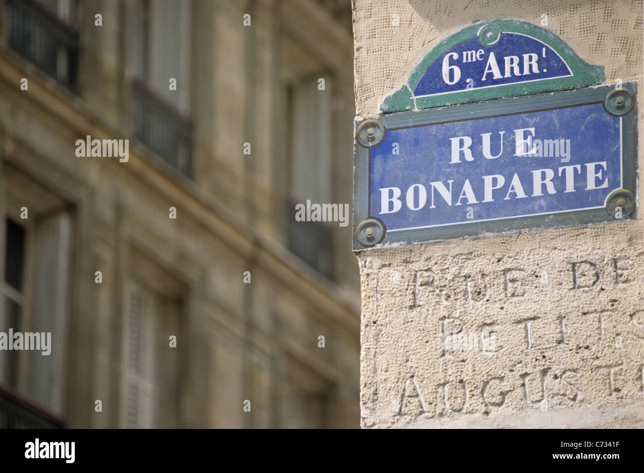 Straßenschild auf eine Wand, Paris, Frankreich, Europa Stockfoto