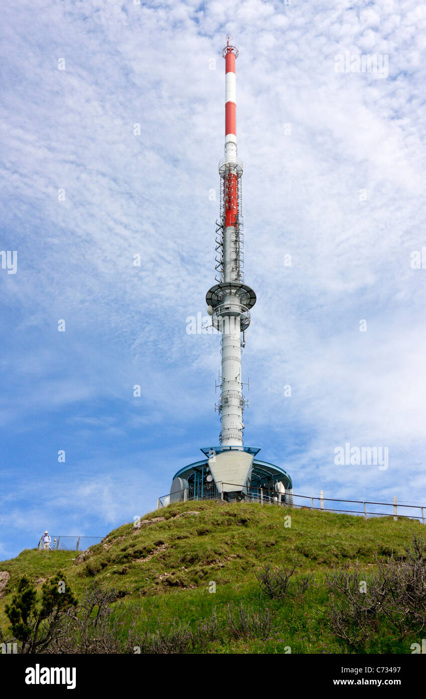 Antennenmast auf dem Gipfel des Mount Rigi, Schweiz Stockfoto