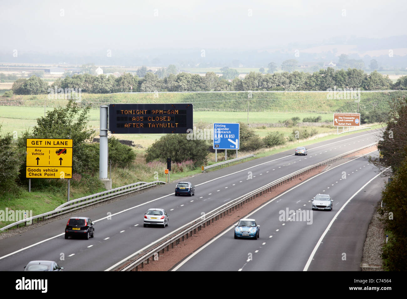 Verkehrszeichen auf M9 Autobahn in Stirling, Schottland Stockfoto