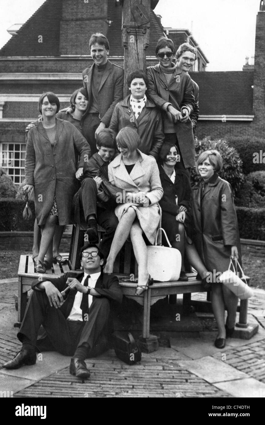 Teenage Mods Britain 1966 BILD VON DAVID BAGNALL Britain 1960er Teenager Jugendkultur Teenage UK Vereinigtes Königreich Stockfoto