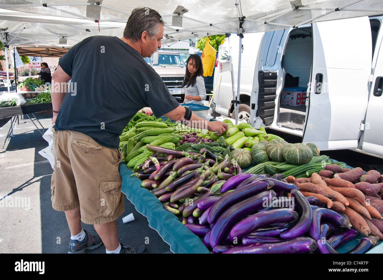 Ein Bauernmarkt befindet sich in Salinas, Kalifornien. Stockfoto