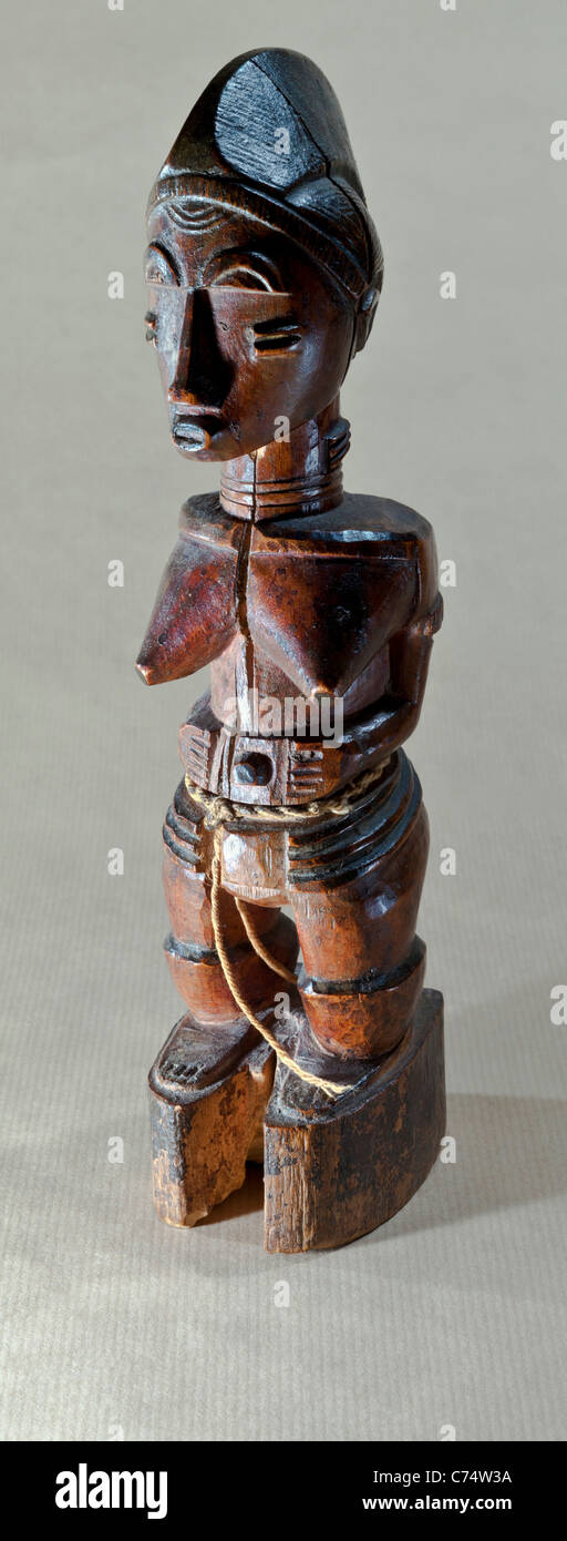 Statuette der Baule (Elfenbeinküste) Stockfoto