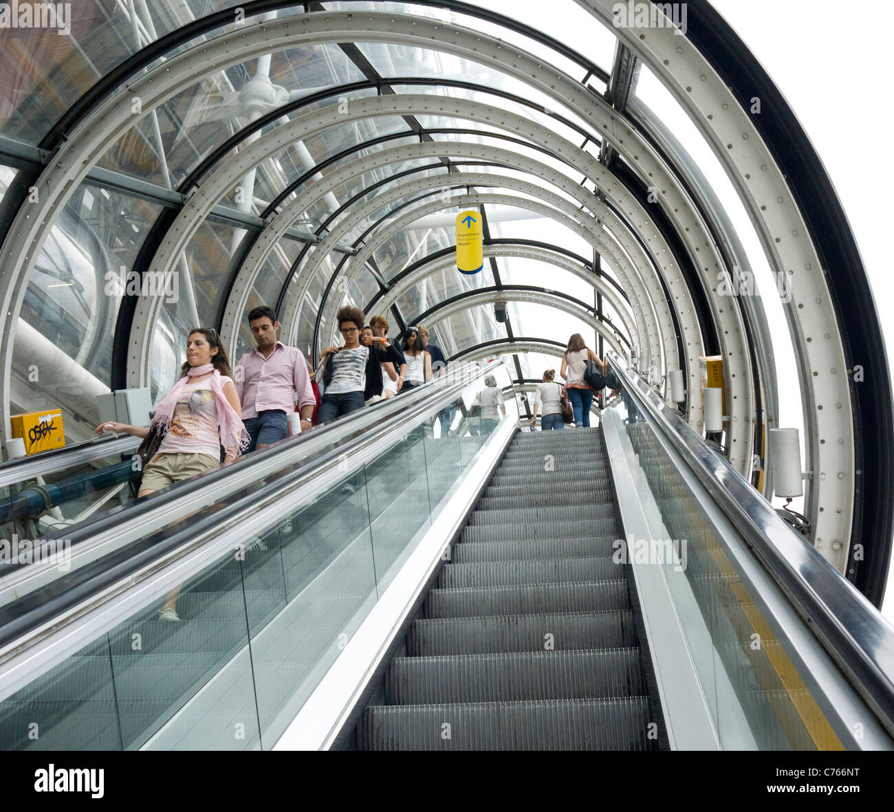 Rolltreppe im Centre Pompidou Paris Frankreich EU Stockfoto