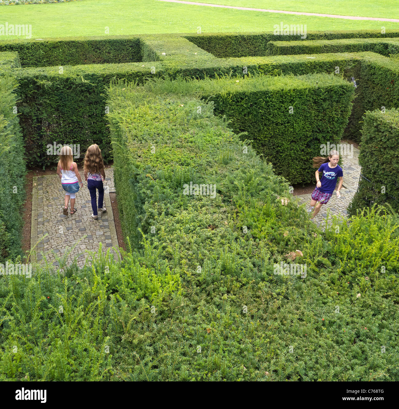 LabyrinthGarten im Garten der Welt oder die Gärten des World Parks in