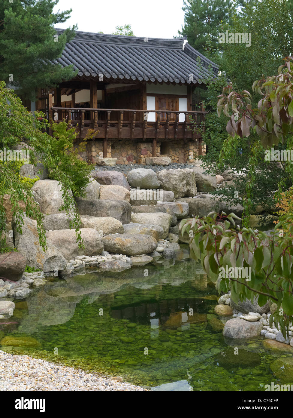 Detail im koreanischen Garten in der Garten der Welt der Gärten des