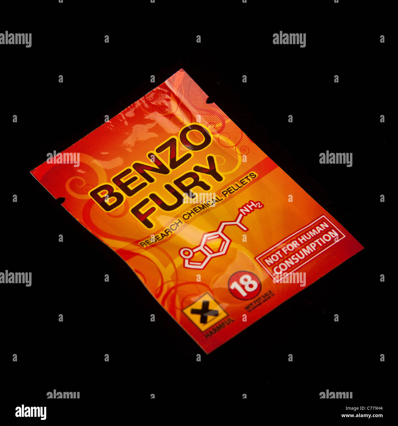 Paket von Benzo Fury, 6-APDB ist eine rechtliche hoch oder "Research Chemical" mit ähnlicher Wirkung zu den illegalen Droge MDMA und Ekstase. Stockfoto