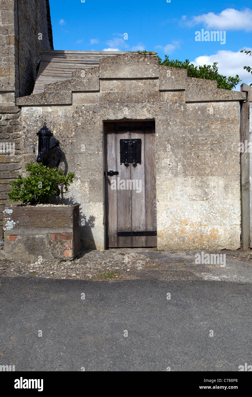 Die alte Lock Up Blind Haus Gaol am Luckington Stockfoto