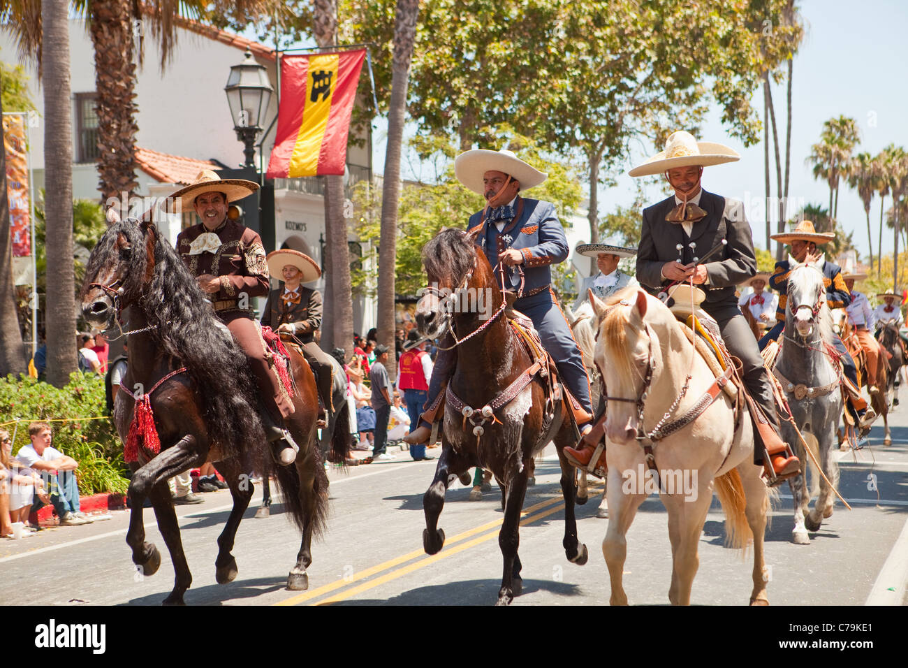 Spanischer Reiter teilnehmen in der Öffnung Tagesparade der alte spanische Tage Fiesta, Santa Barbara, Kalifornien Stockfoto