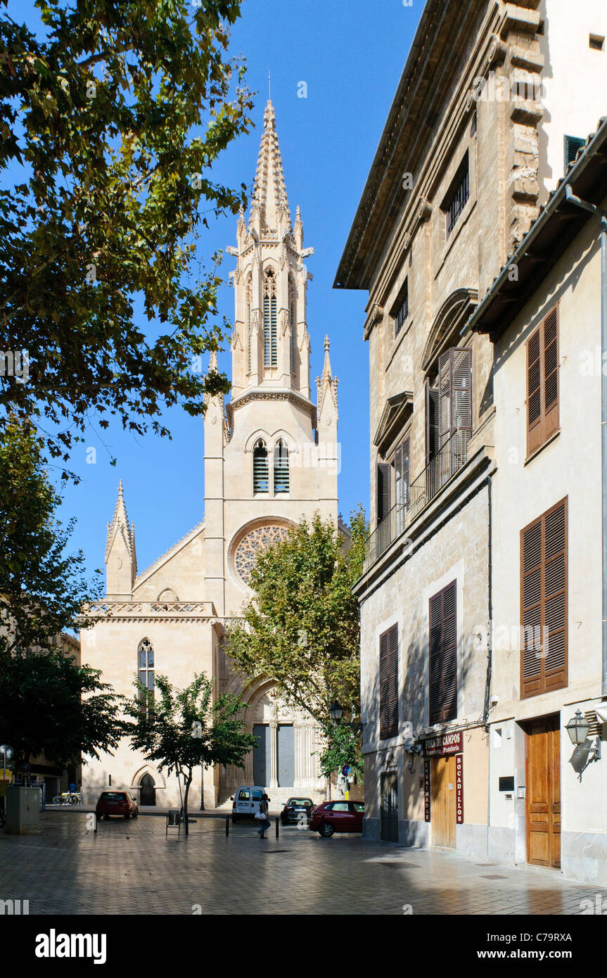 Kirche von Santa Eulalia auf der Plaza Santa Eulalia in der Altstadt von Palma de Mallorca, Mallorca, Spanien Stockfoto