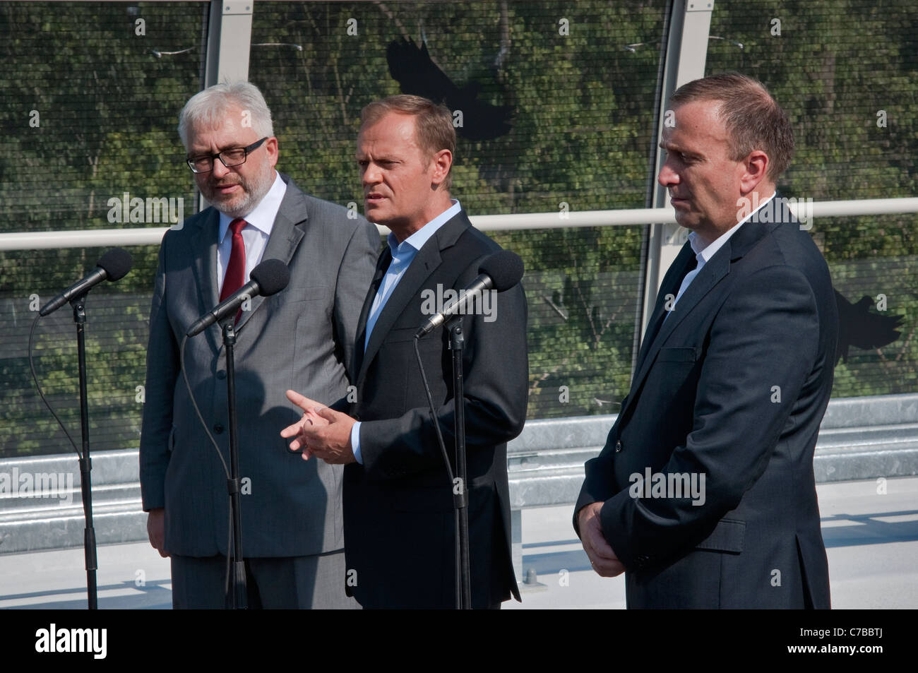 Ministerpräsident von Polen Donald Tusk bei der Eröffnung der neuen Redzinski-Brücke am 27. August 2011 in Wrocław, Polen Stockfoto